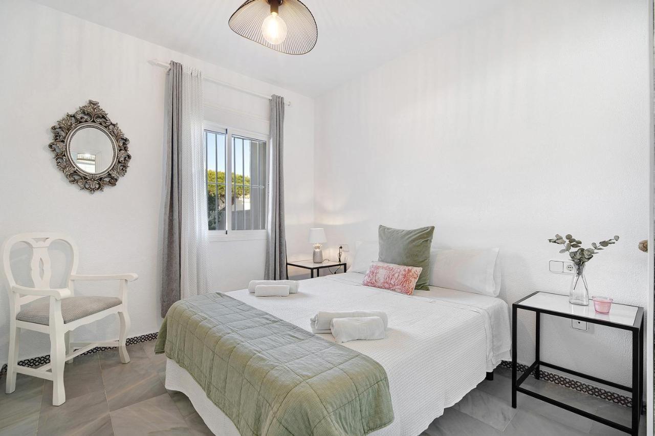 Apartamento Calas Sancti Petri Ново Санкти Петри Екстериор снимка
